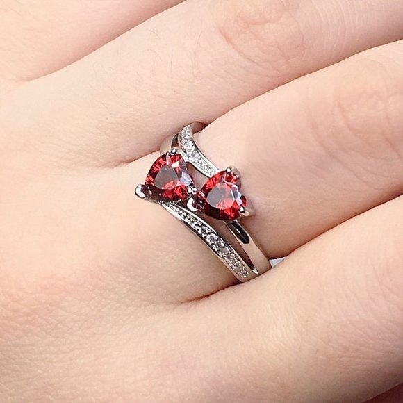 🍁925 Silver Plated Red Double Heart-Shaped CZ Ring, MLNN1207 - Picture 2 of 2